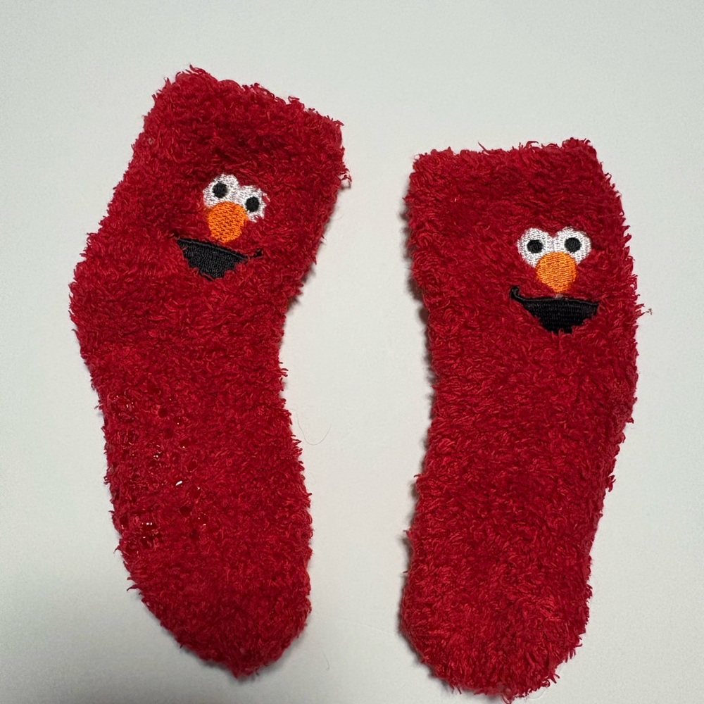 Sesame Street Elmo fuzzy socks baby toddler red